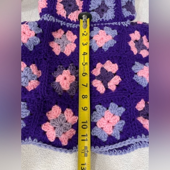 Handmade boho granny square crocheted hooded sweater - Picture 4 of 5